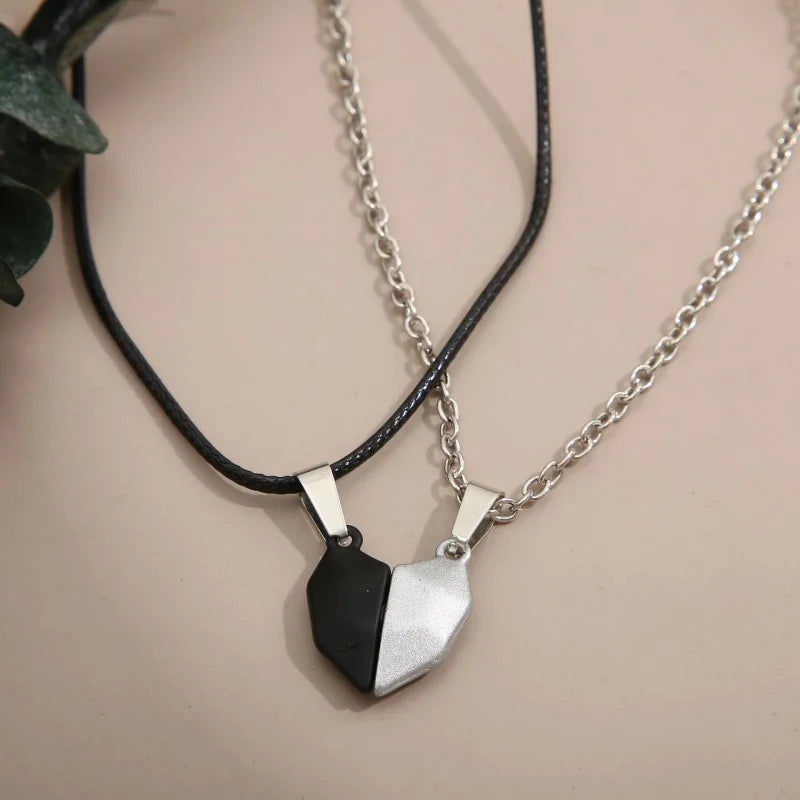 2Pcs Magnetic Heart Couple Necklace for Women Valentine'S Day Sweater Chain for Best Friend Lovers Wedding Party Gift Jewelry