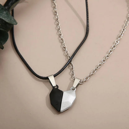 2Pcs Magnetic Heart Couple Necklace for Women Valentine'S Day Sweater Chain for Best Friend Lovers Wedding Party Gift Jewelry